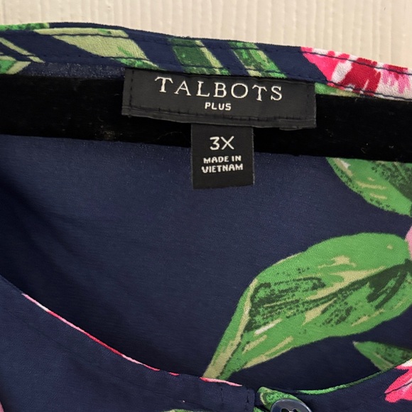 Talbots Plus Navy Top with Pink and Green Floral - Picture 2 of 3